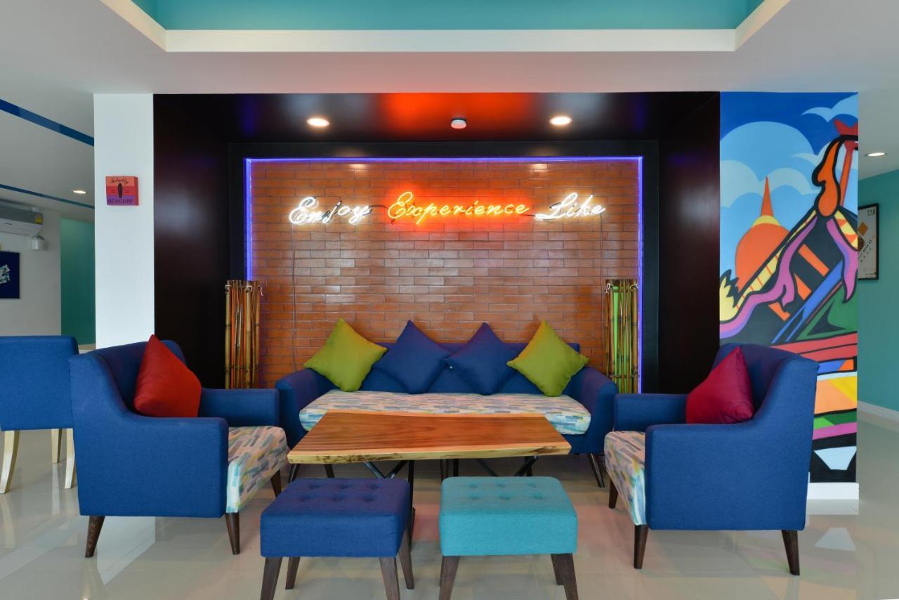 T2 Jomtien Pattaya Hotel Екстериор снимка